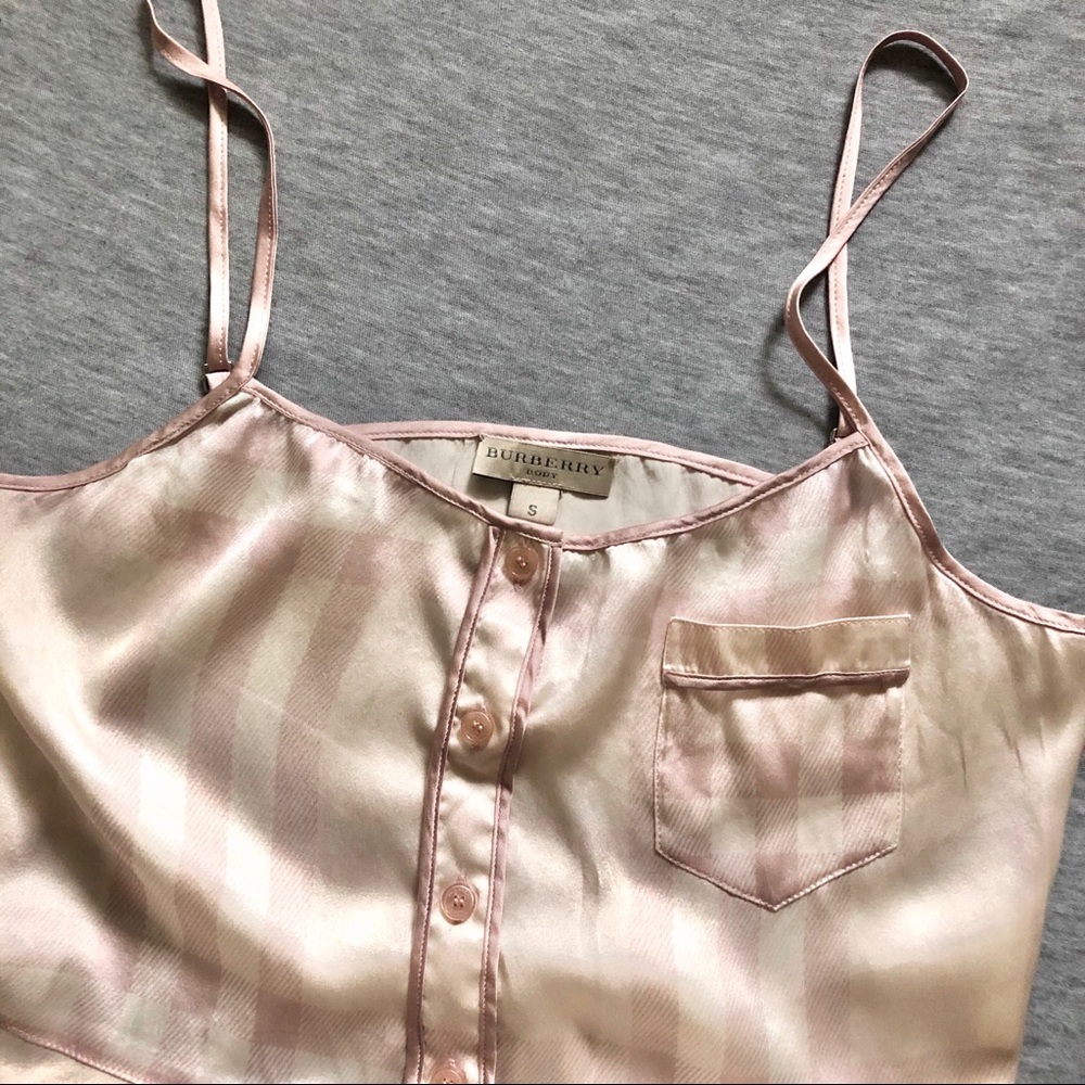 Burberry pale pink check nightie
